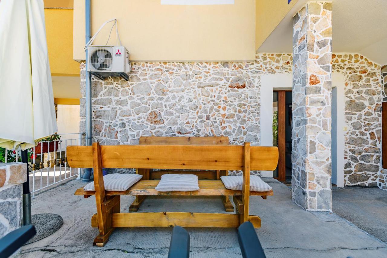 Stone House On The Batalaza Beach - Kali Exterior photo